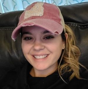 Meet your Posher, Elisa